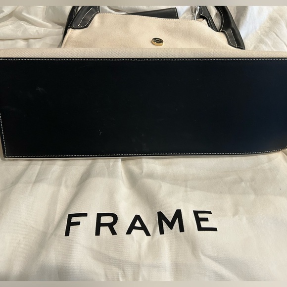 FRAME Canvas Shoulder Bag - Picture 6 of 12